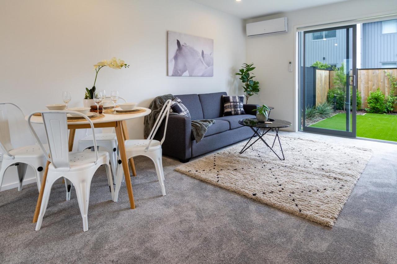 Upper Riccarton Dream - 2 Bed 2 Bath W/Carpark Apartment Christchurch Ngoại thất bức ảnh